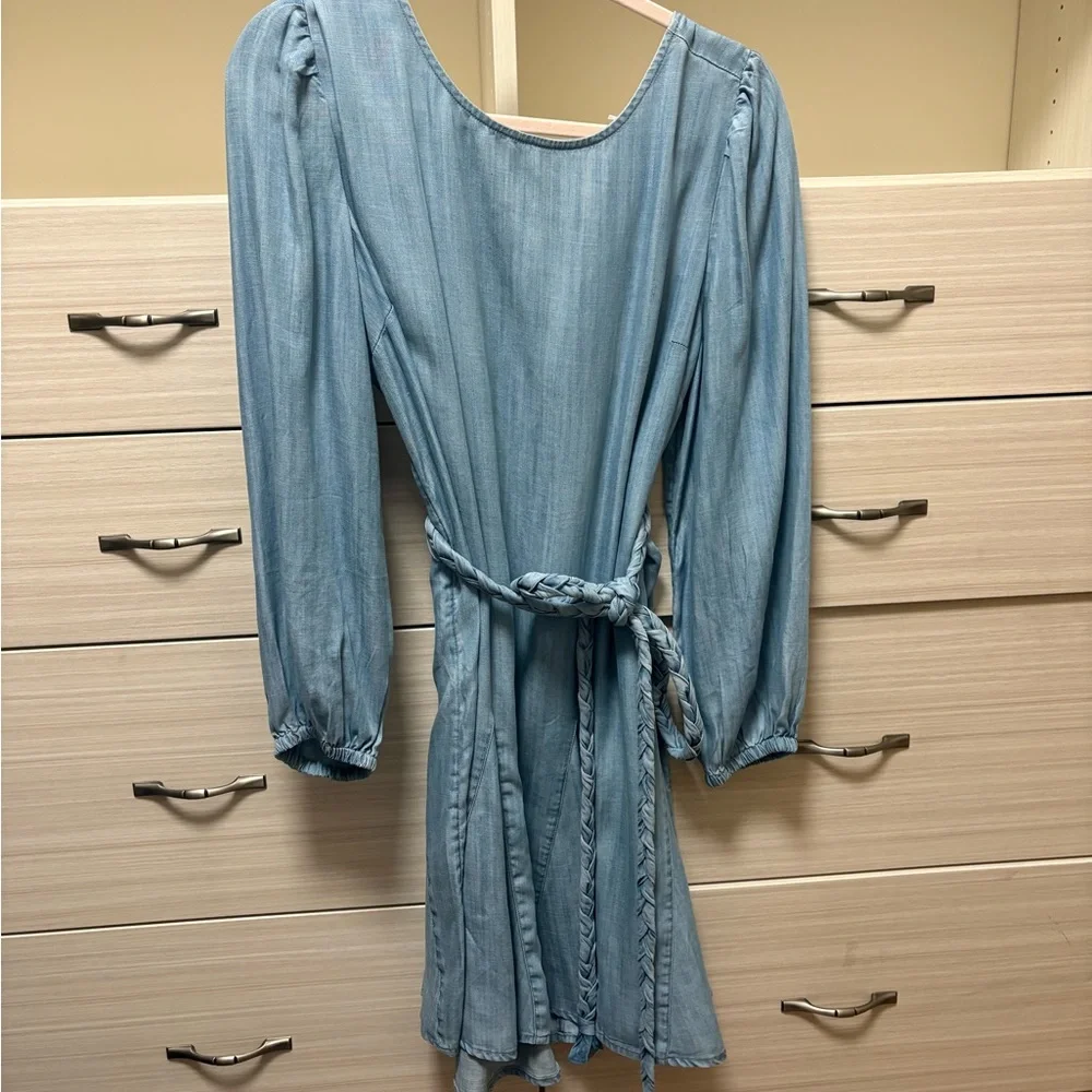 Vineyard Vines Light Blue Long Sleeve Dress - Picture 2 of 6